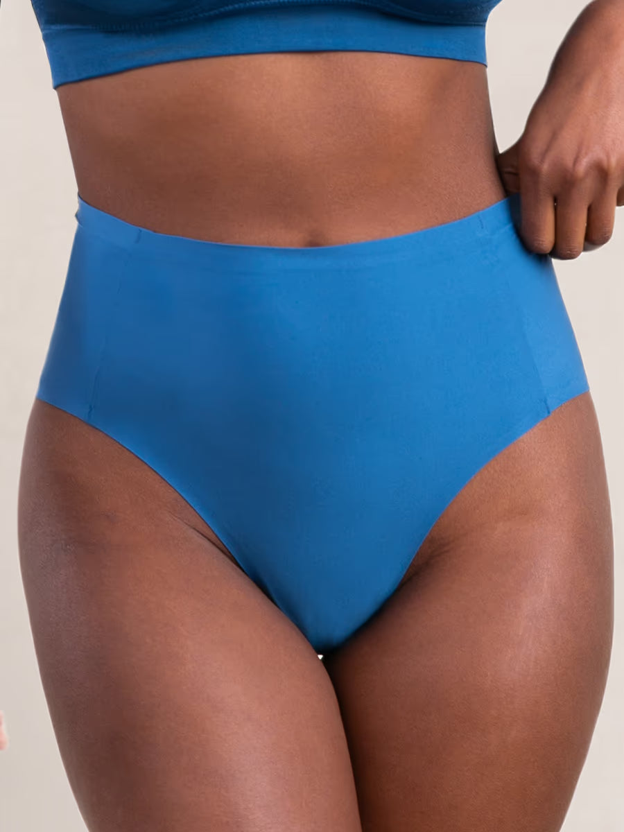 Truekind® Seamless Stretch Mid-Waist Brief